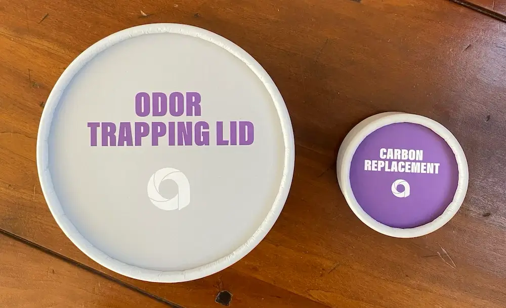 odor trapping lid